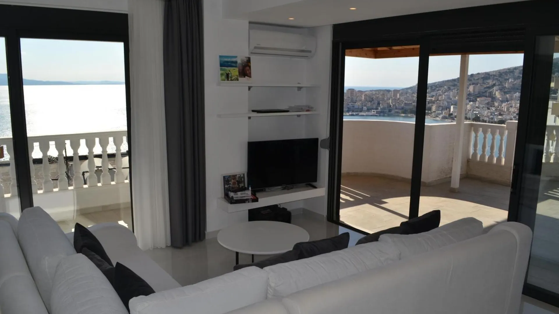 Apartamento Penthouse Sea View Sarandë 0*,  Albania